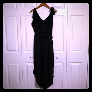 Sexy V-neck Sleeveless Wide Leg Jumpsuit with Belt